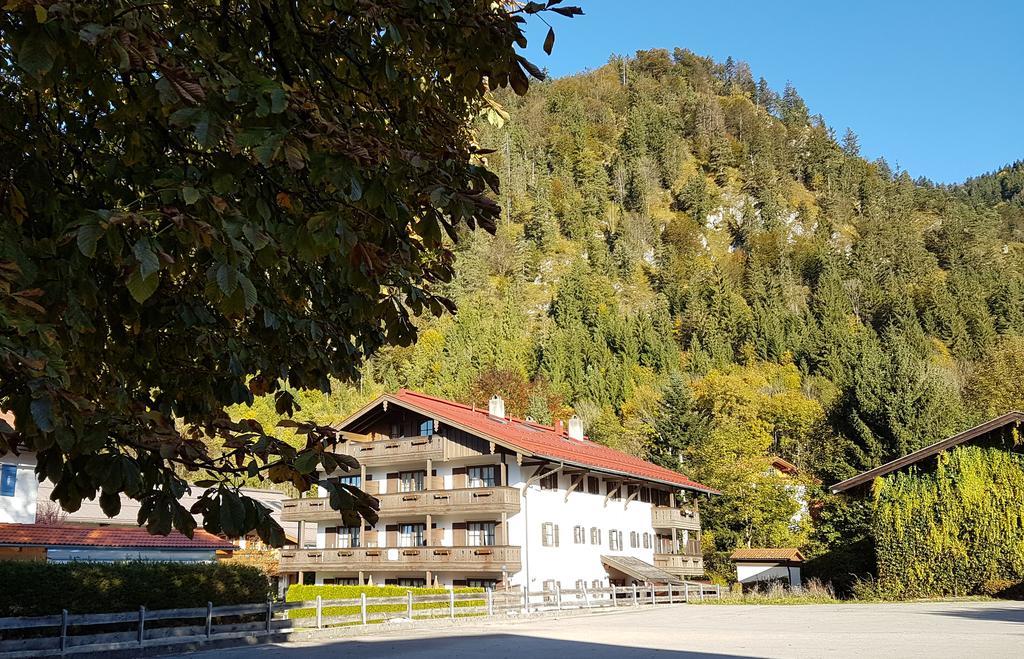 Haus Kirchplatz Apartment Reit im Winkl Exterior photo